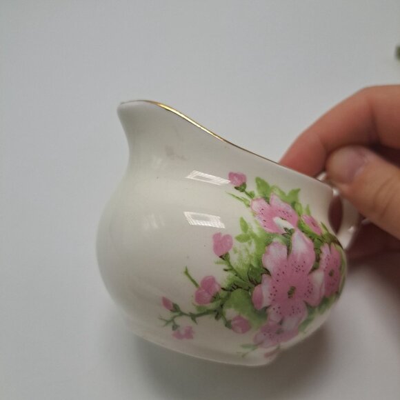 Royal Sutherland English Bone China Creamer Peach Blossom Floral - Picture 4 of 11